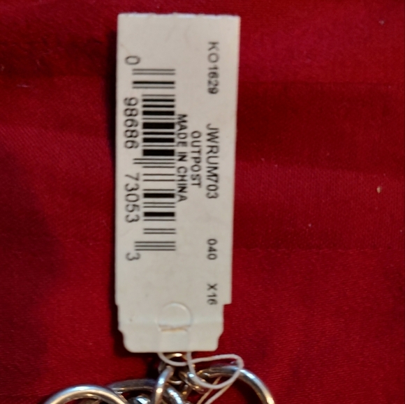 Liz Claiborne Long Silver Chunky Double Link Necklace! - Picture 8 of 11